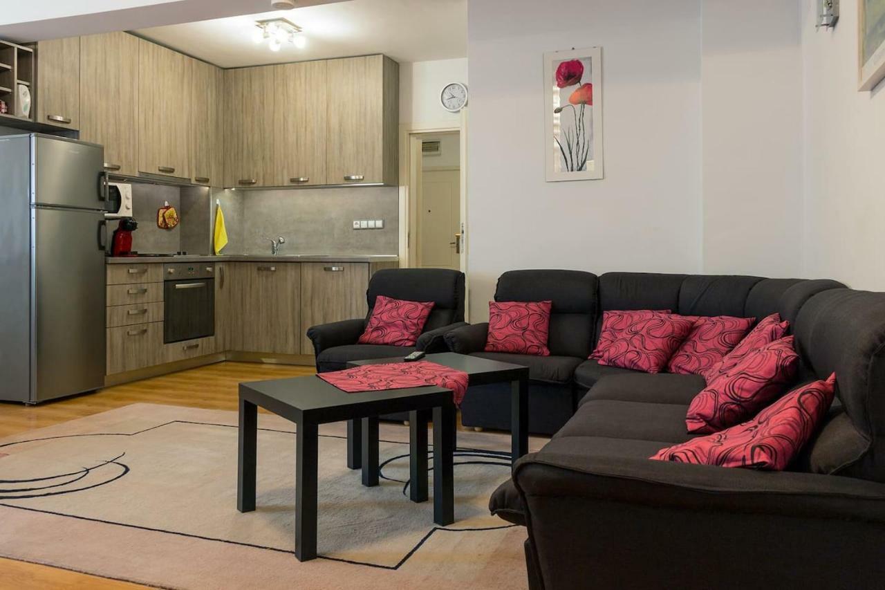 Glorious - 2-Bedroom Apartment Near Youth Hill By Flat Mаnager 플로브디프 외부 사진